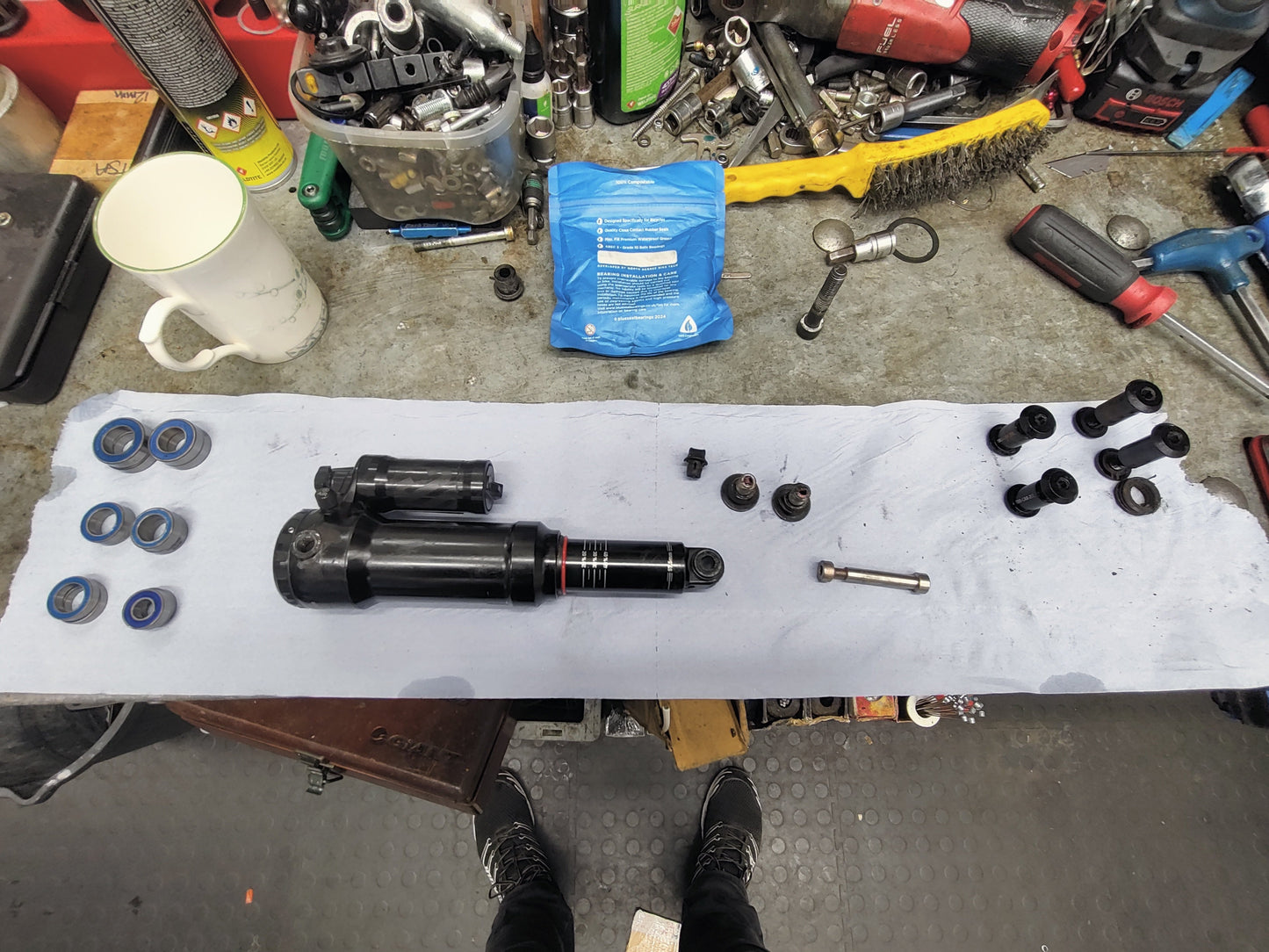Suspension Pivot Service - Ross Cycles Caterham