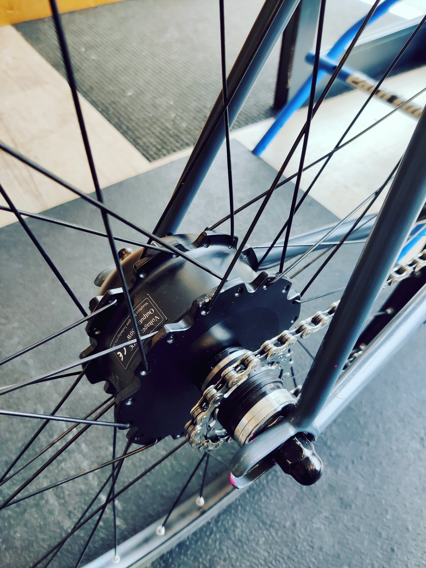 Tubeless Tyre Service - Ross Cycles Caterham