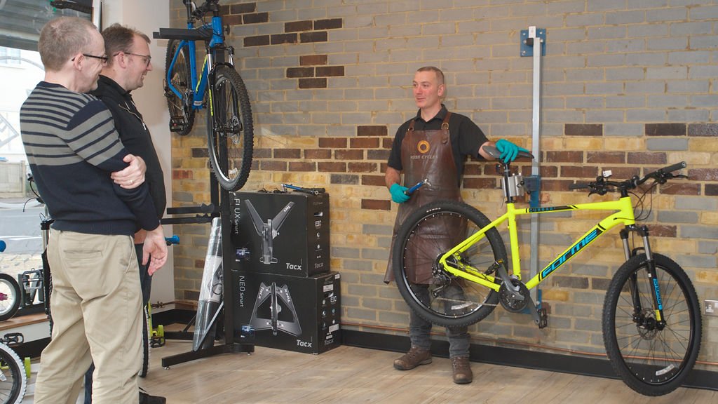 Bicycle Workshop 1.5 Hours - Ross Cycles Caterham