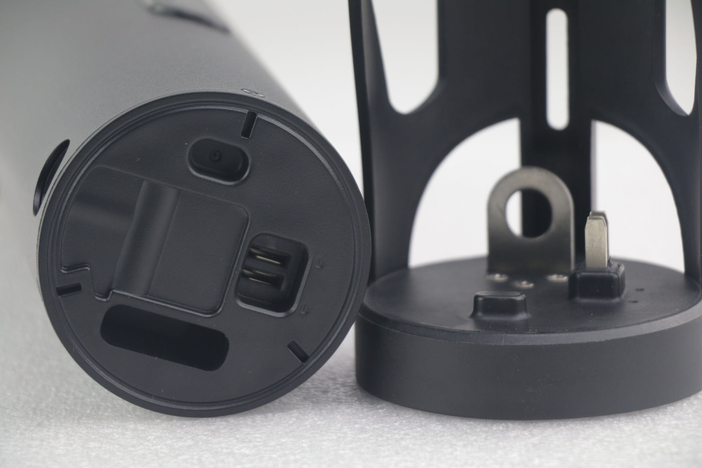 Lockable e-bike LaVita battery with power indicator. Converts your bike into an e-bike
