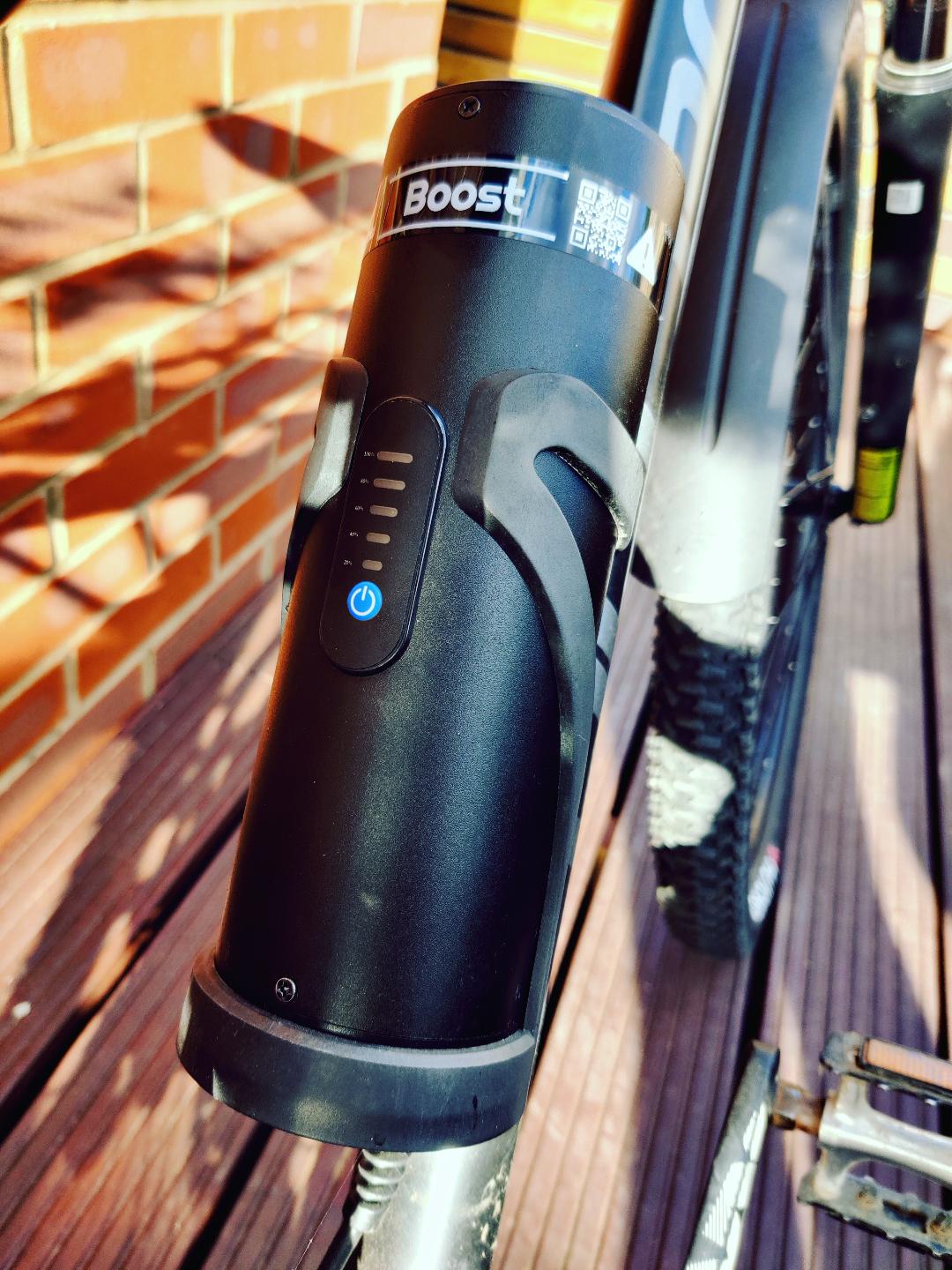 e-bike boost batter on bike frame