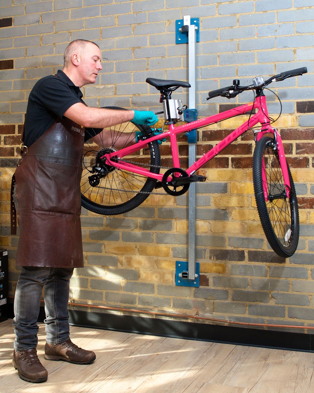Kids Bike Service - Ross Cycles Caterham