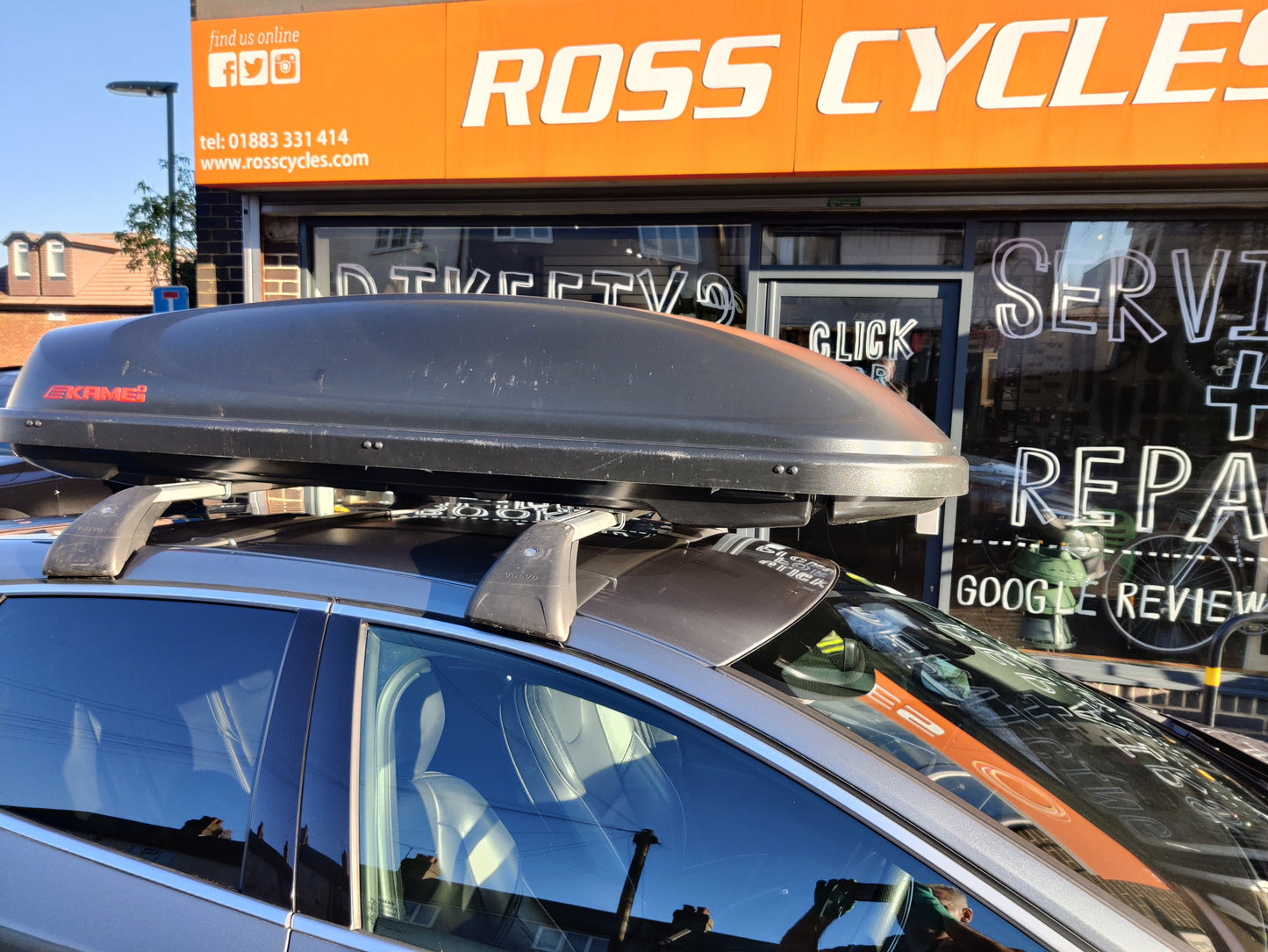 Roof Box 330L Rental - Ross Cycles - Caterham Bicycle Servicing and Shop